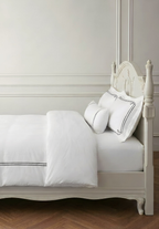 FULL Super King Bedding Set Minuit Collection