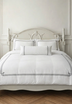 FULL Super King Bedding Set Minuit Collection