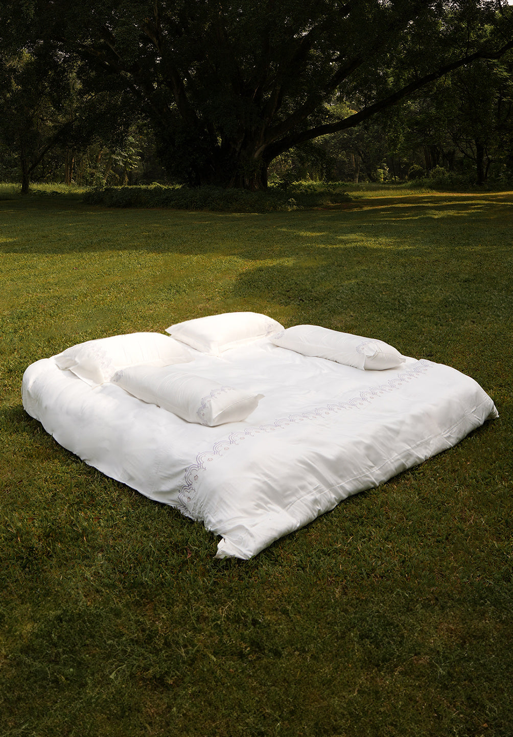 Super King Quilt Cover Luna Collection - SALIE