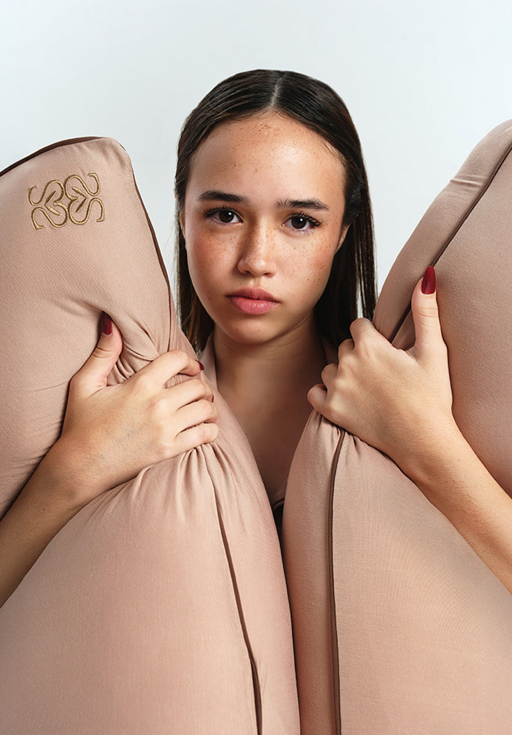 Chubby Hug Pillow Nudes in Taupe